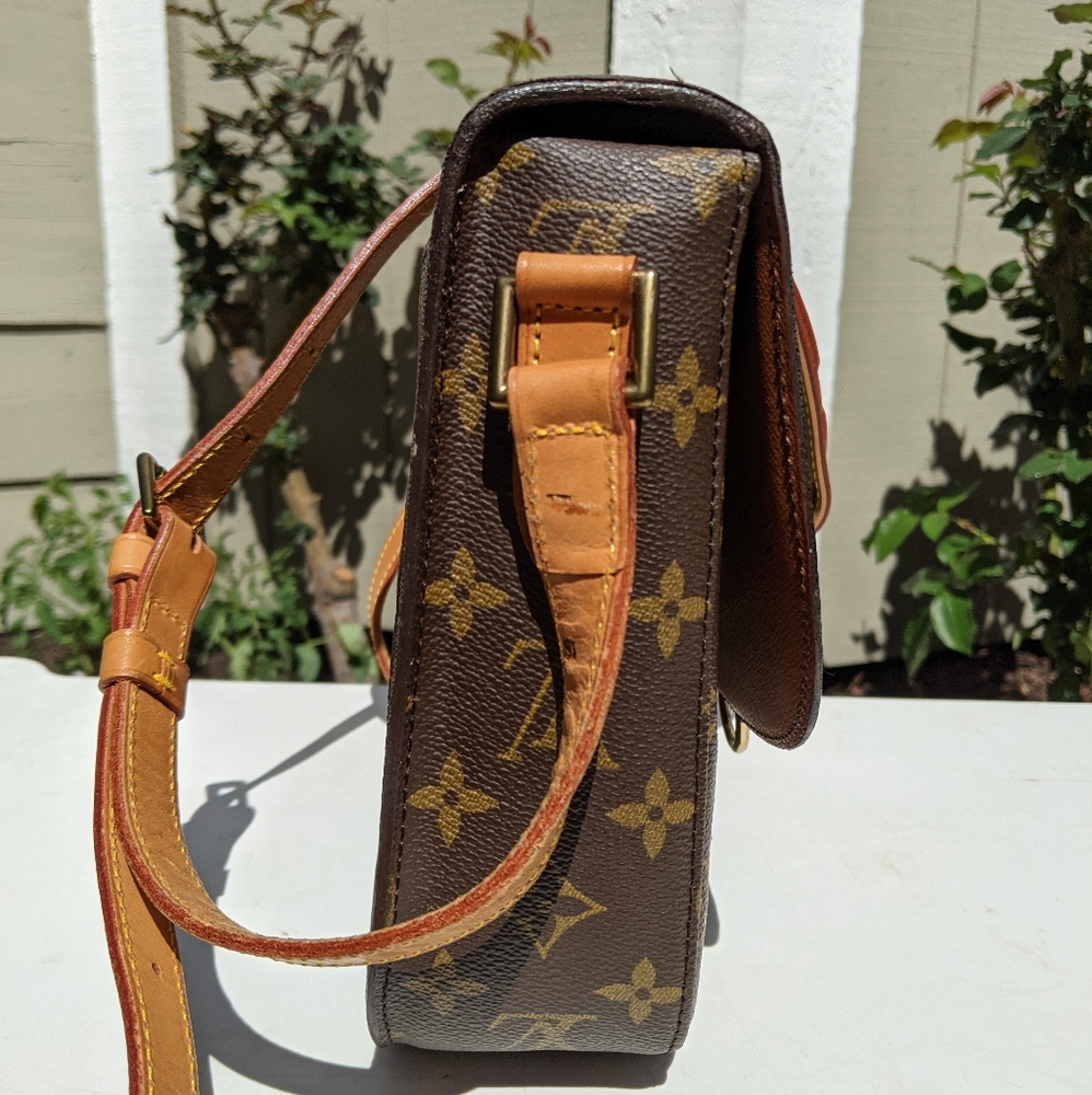 Louis Vuitton Shoulder Bag Saint Cloud GM - Picture 3 of 16